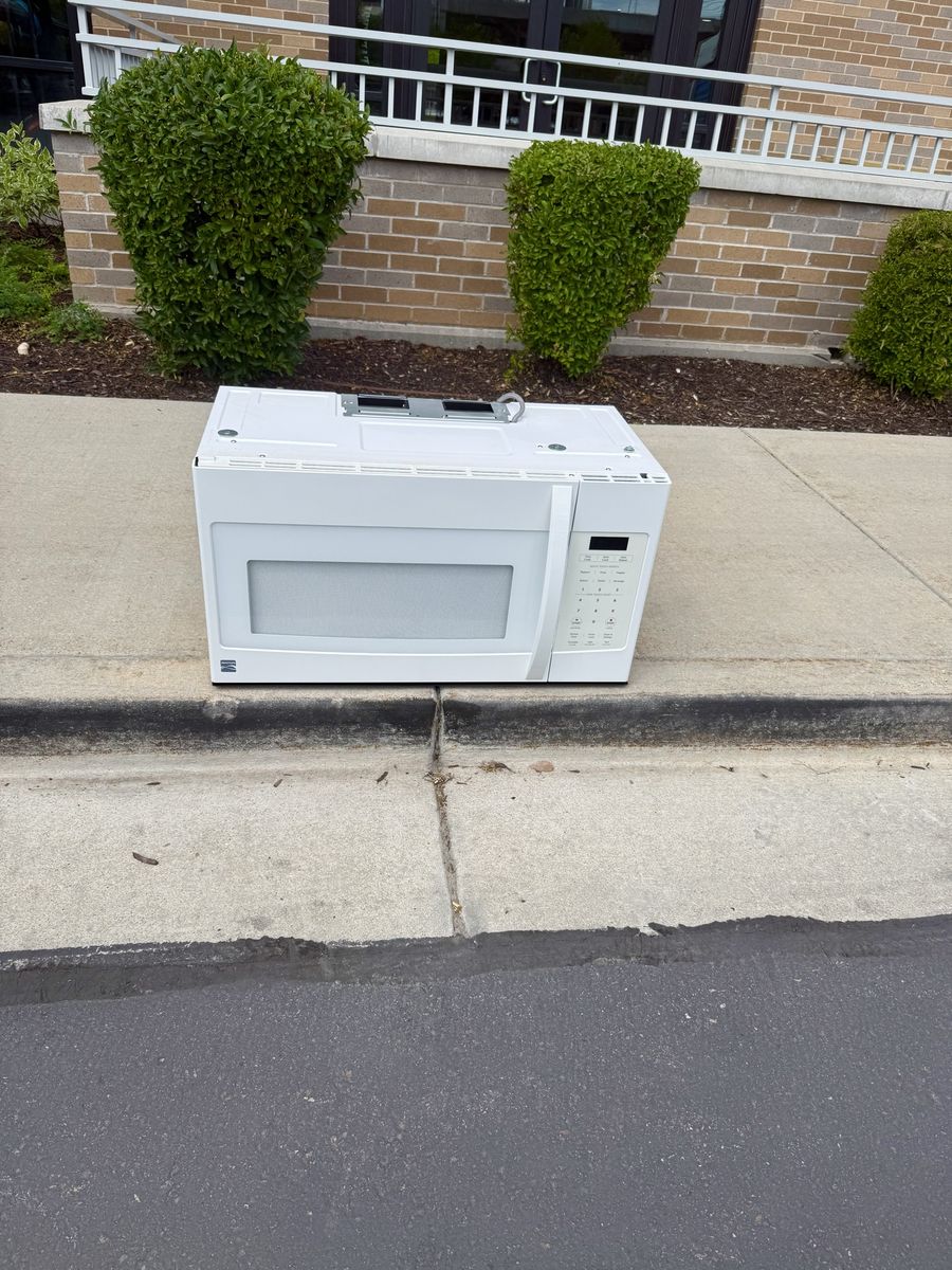 Kenmore Microwave over the range