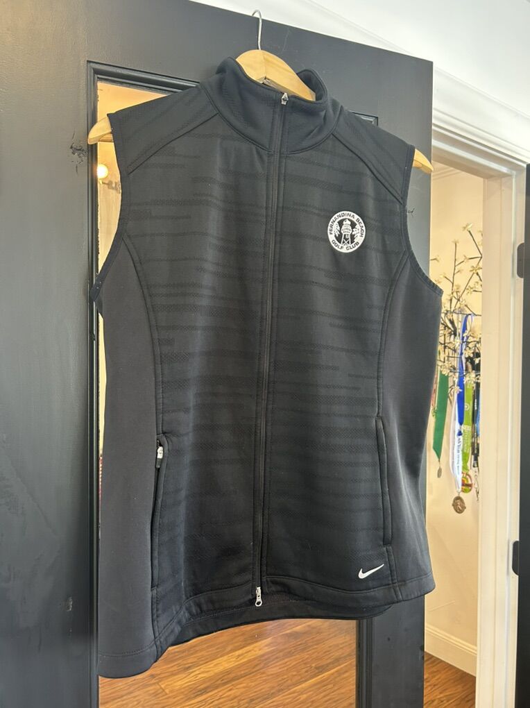nike golf tour performance vest Large
