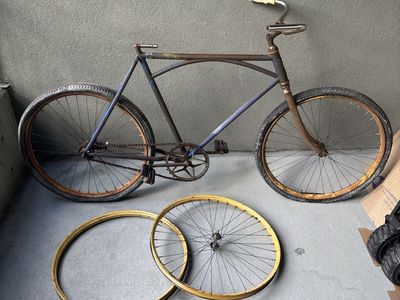 1900's Iver Johnson Truss Frame Bicycle
