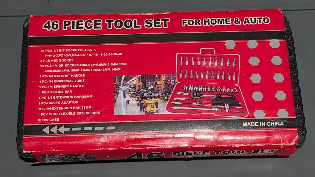 46 Piece Brand New Tool Set