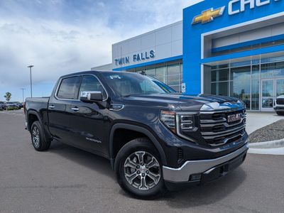 2025 GMC 1500 SLT