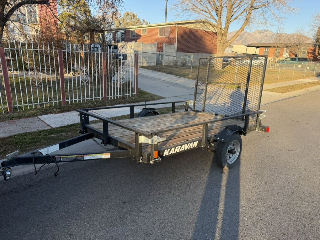 5x8 Karavan Trailer With Ramp