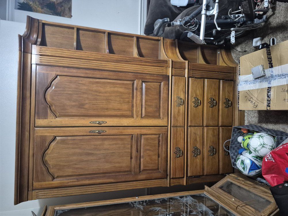 Moving, need gone.