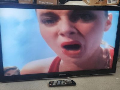Samsung 46" LCD HDTV Model #LN46C650L1FXZA