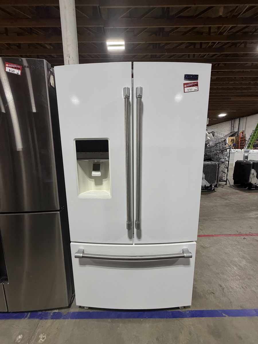 Beautiful Maytag French Door Refrigerator with warranty! - White