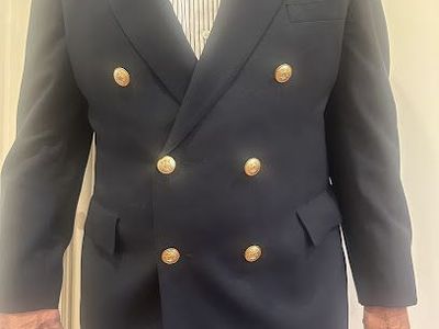 Classic Navy Blue Double-Breasted Blazer with Gold Buttons, Men's Size 44-46