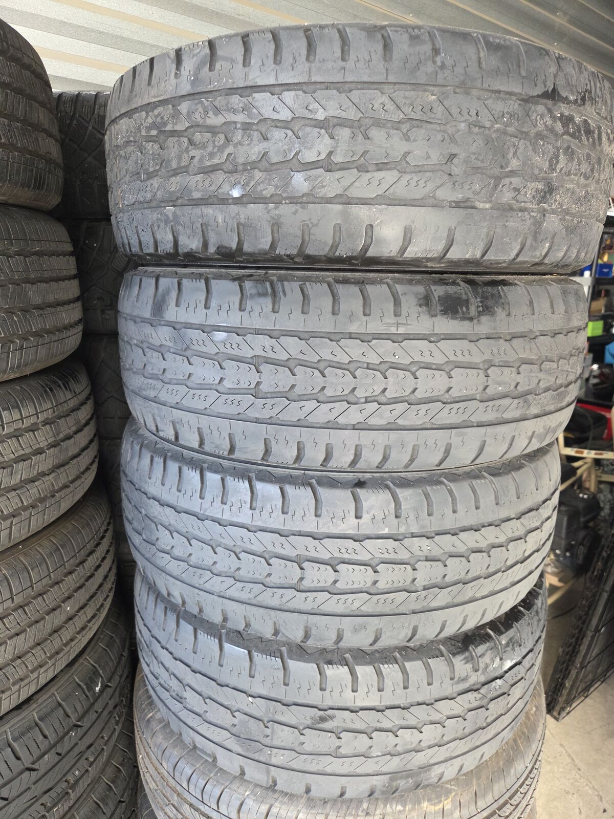 2356516 firestone winter force tire set