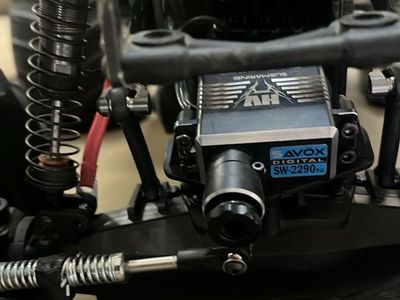 Losi lmt 4s brushless beast ready to run barely used 1/10