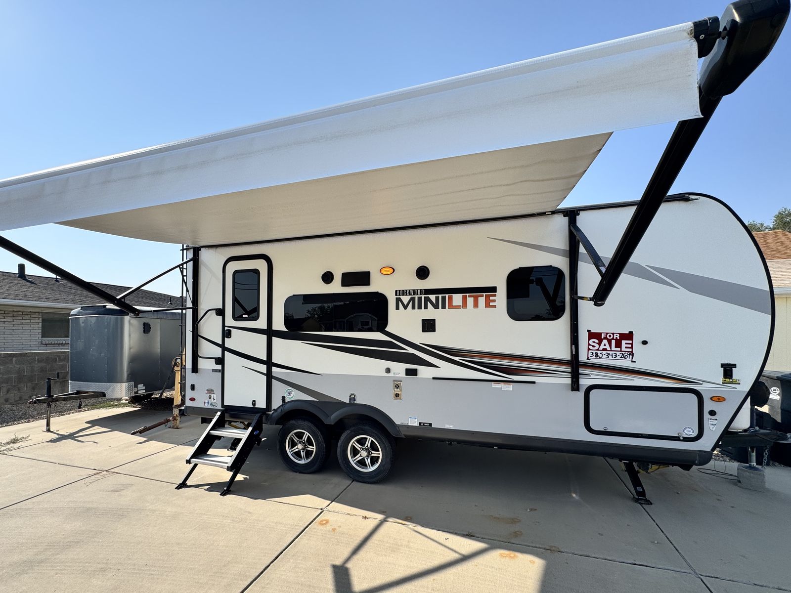 2021 Rockwood Mini Lite 2109S – UNUSED / LIKE NEW CONDITION 