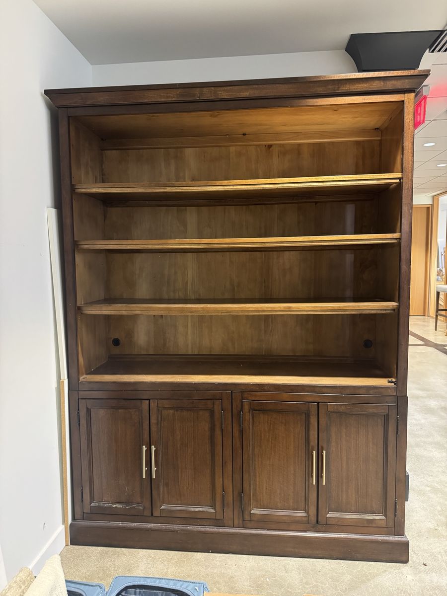 Bassett Furniture Large Wooden Shelving Unit Bookcase with Storage Cabinets 82.5" Tall