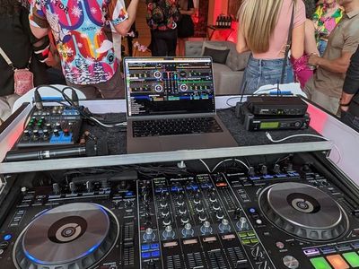 DDJRZ (rekordbox) With Travel Case