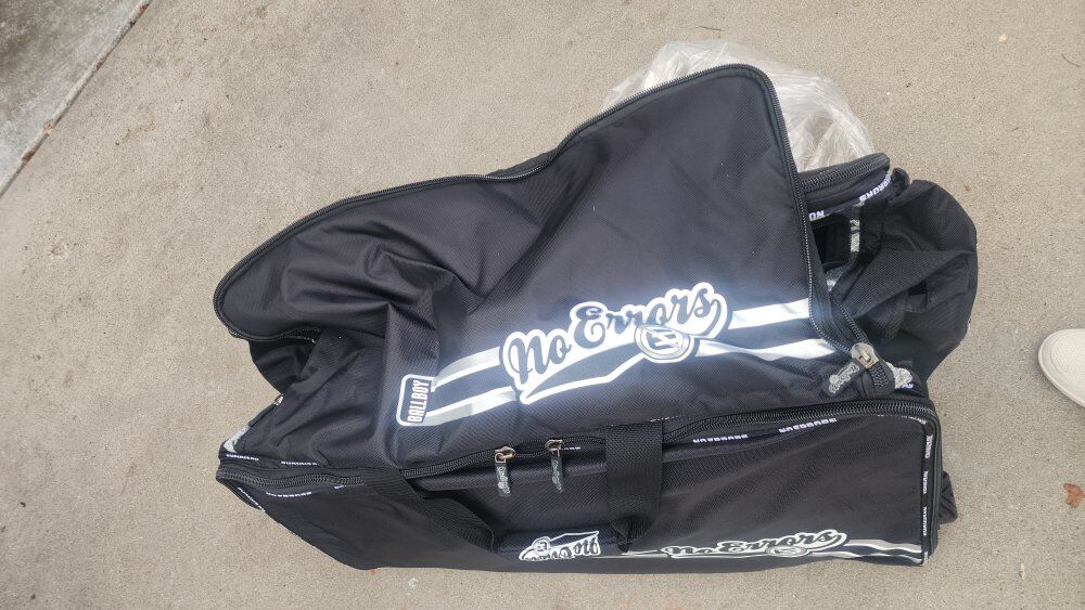 No Errors baseball/Softball Ball Bag XL Brand New