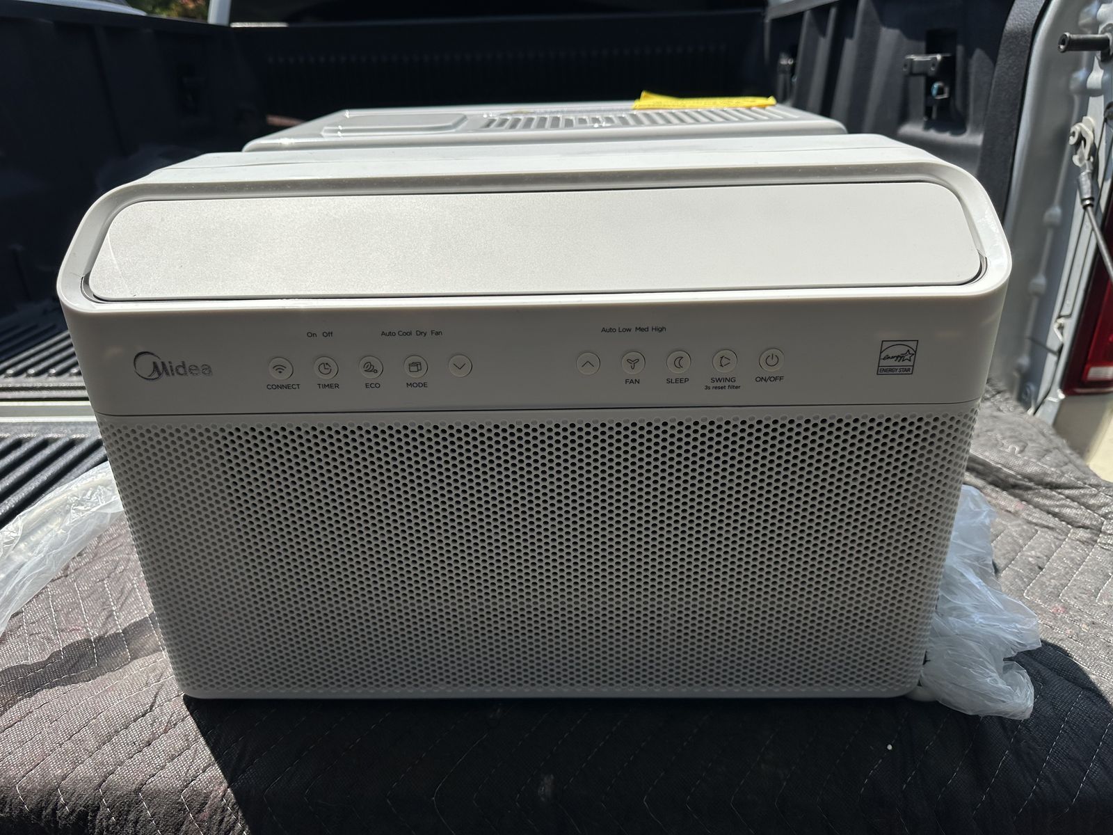 Window Air Conditioner (Midea) 12000 BTU, WiFi Enabled, U-Shaped Inverter