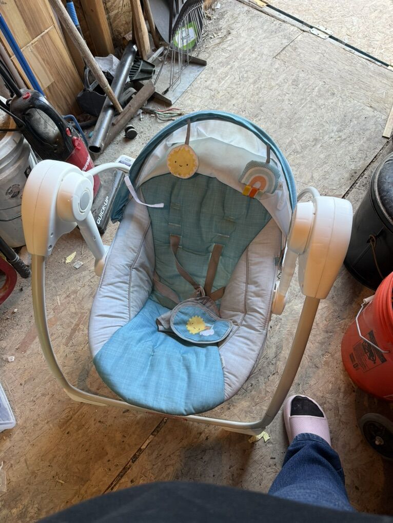 Ingenuity Sun Valley Canopy Swing