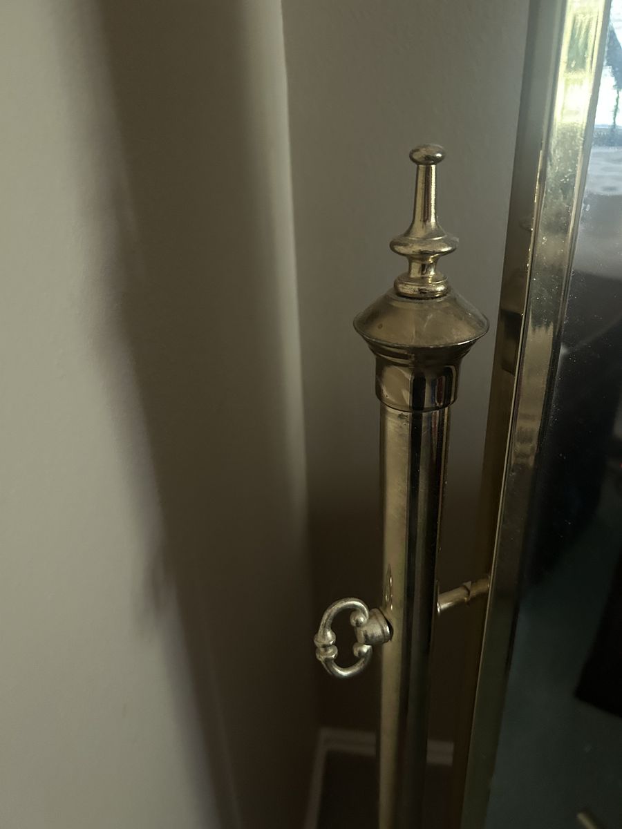Main image 2