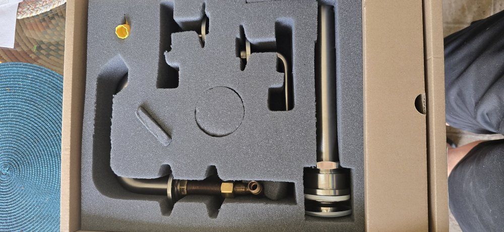 Waterworks faucet