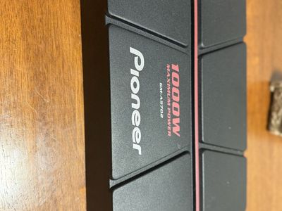 Pioneer 1000 Watt Amp