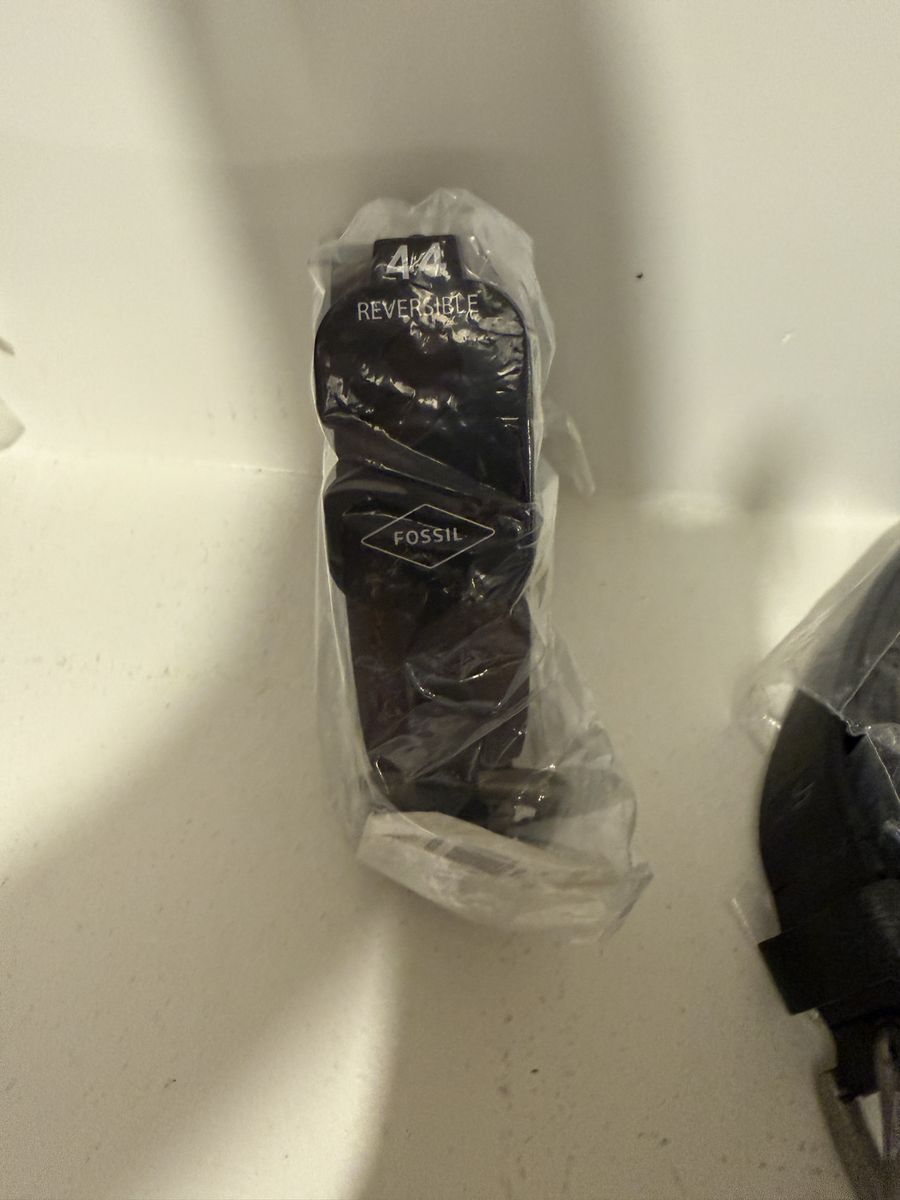 Main image 4
