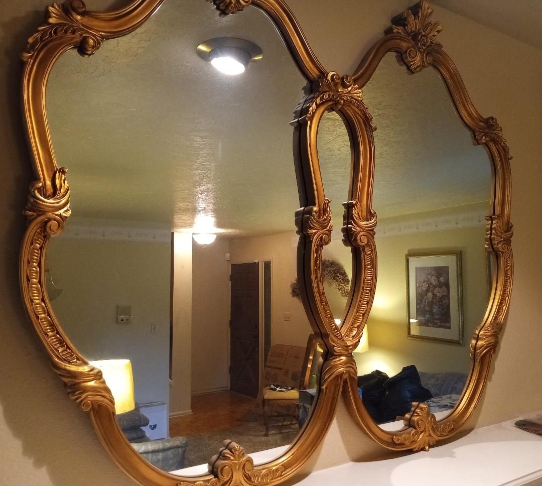 Ornate Gold Framed Wall Mirror with Scalloped Double Frame Design