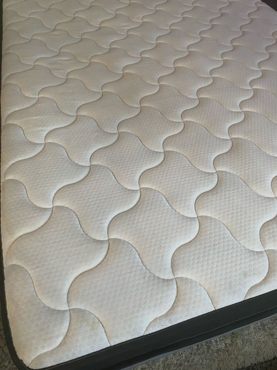 Queen size mattress,comfortable.$60