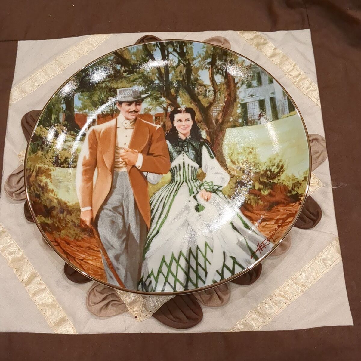 Howard Rogers collectors plate