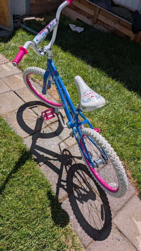 Huffy Seastar Bicycle..20" Girls Bike open to offers