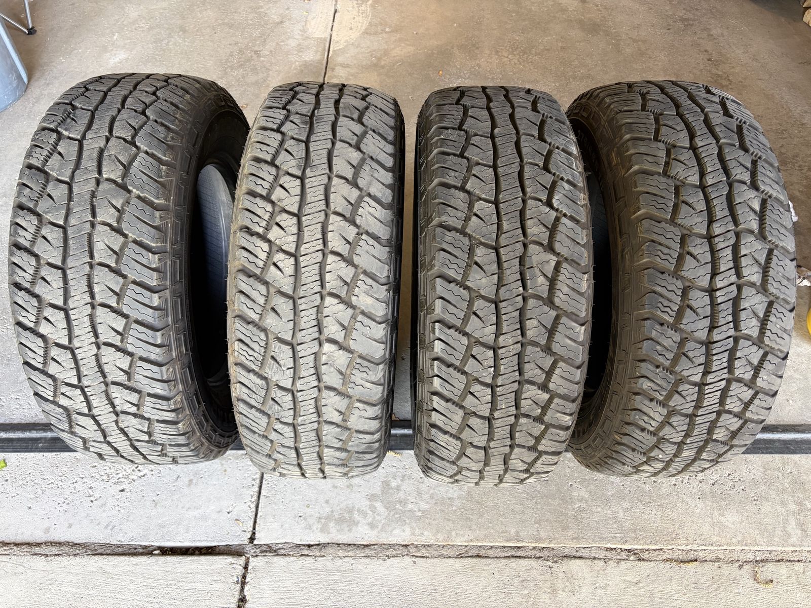 All-Terrain Tires (Tundra, 275/65R18)