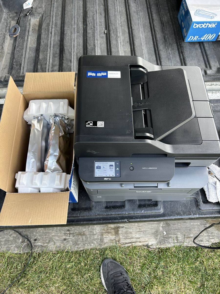 Main image 4