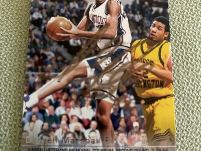 Donyell Marshall 1994 Upper Deck NCAA Autograph Rookie March Madness Auto Collection Basketball Card Hand Signed