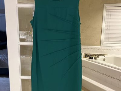 Calvin Klein Green Sleeveless Pleated Sheath Dress Size 16W
