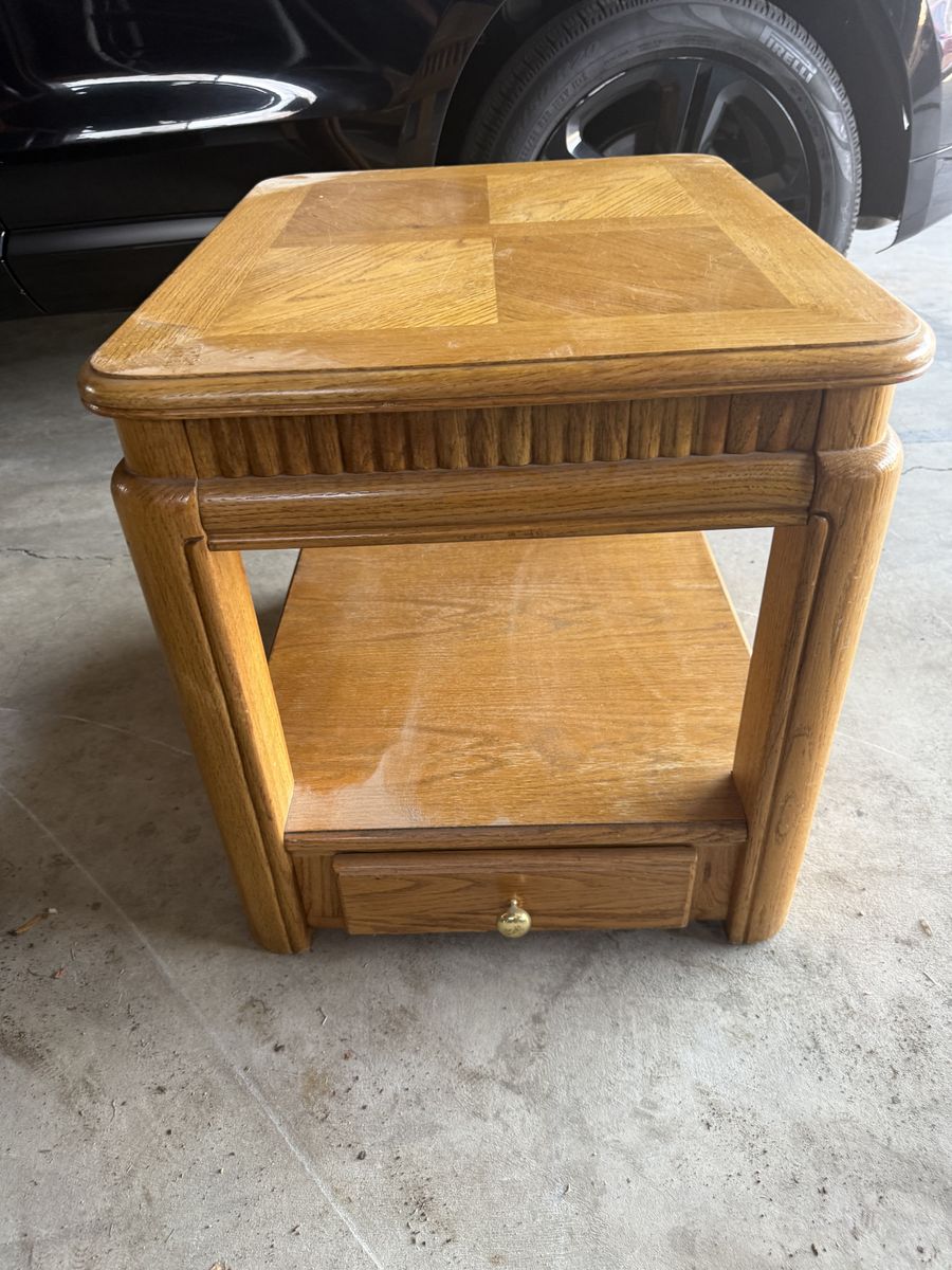 End table