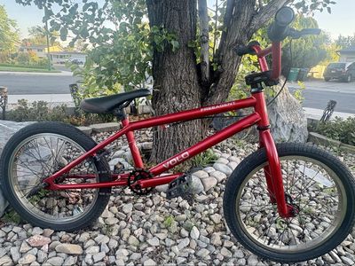 18” Freeagent BMX bike excellent condition