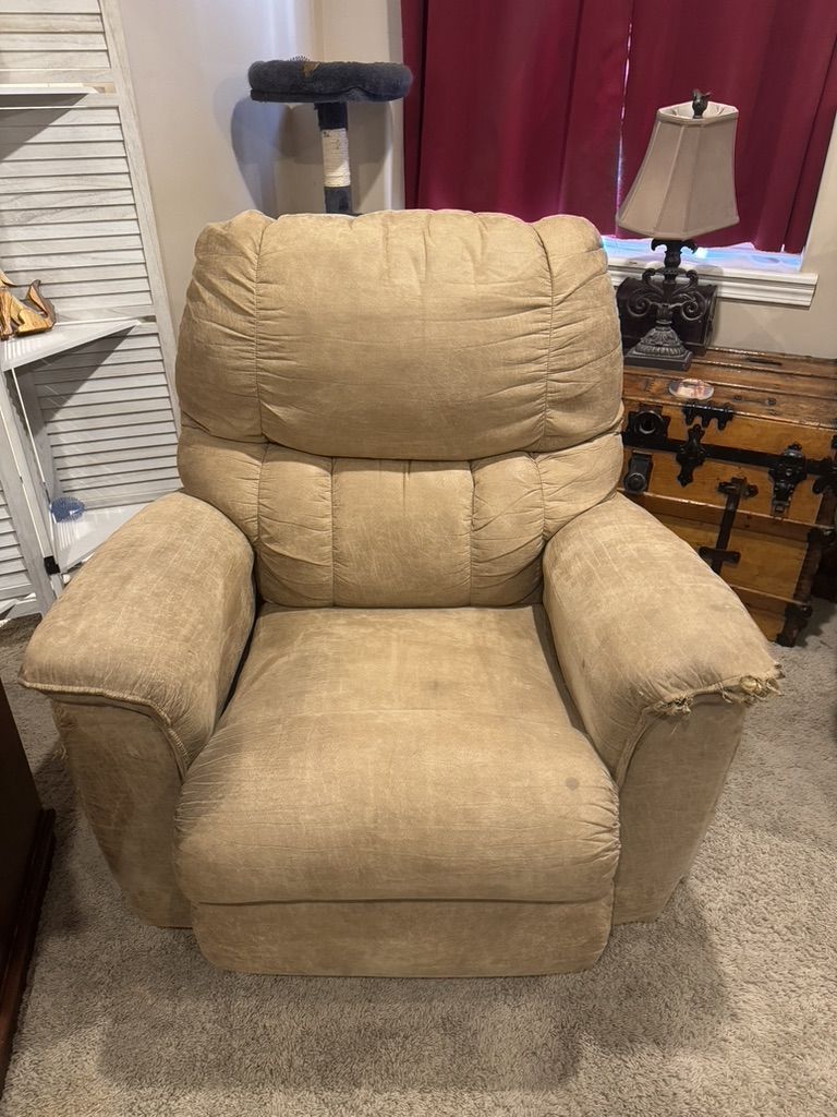 La-Z-Boy Tan Recliner Chair - Fabric, Classic Style, Comfortable Seating