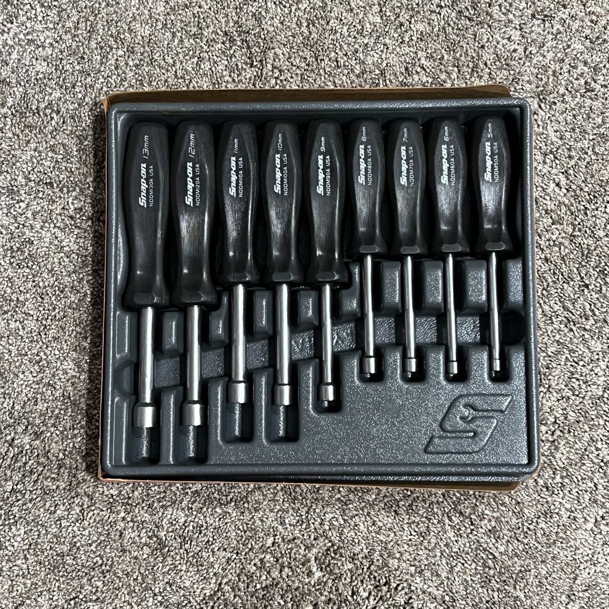 Snap-on NDDM900A 9 pc Metric Hard Grip Nut Driver Set (5–13 mm) - 6 Point