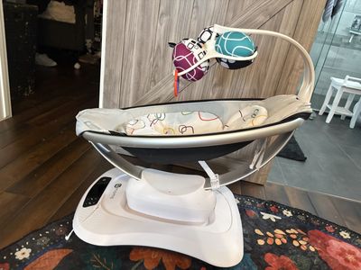 MamaRoo Multi-motion Baby Swing