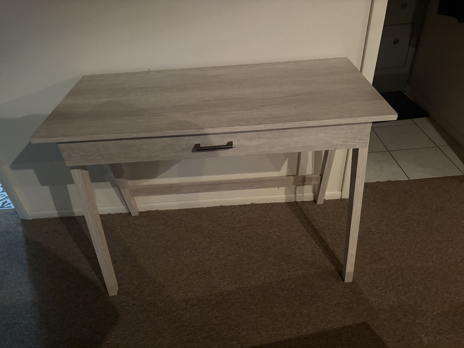 Main image 3