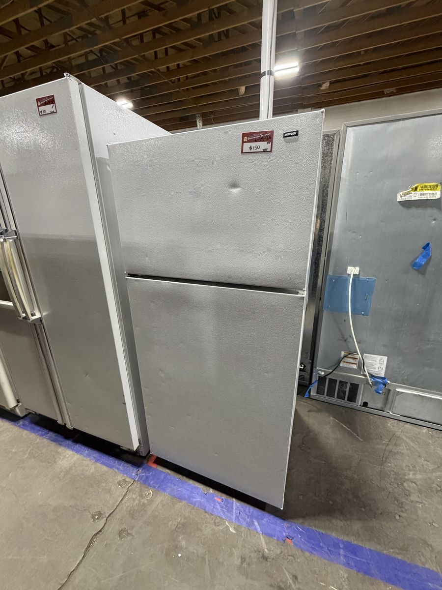 Hotpoint Top Freezer Refrigerator White, Used Condition