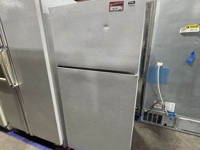 Hotpoint Top Freezer Refrigerator White, Used Condition
