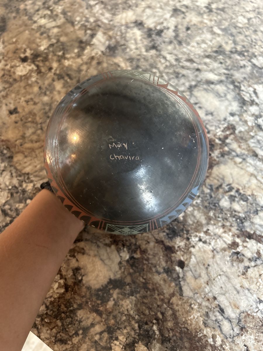 Marry Chavira pottery