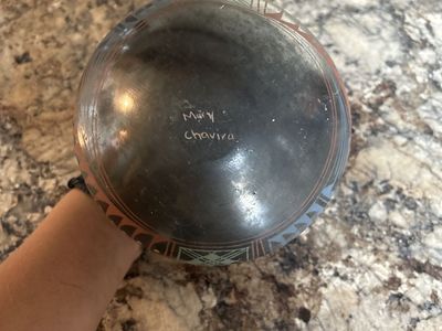 Marry Chavira pottery