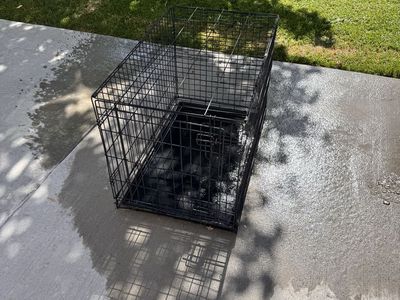 Dog crate