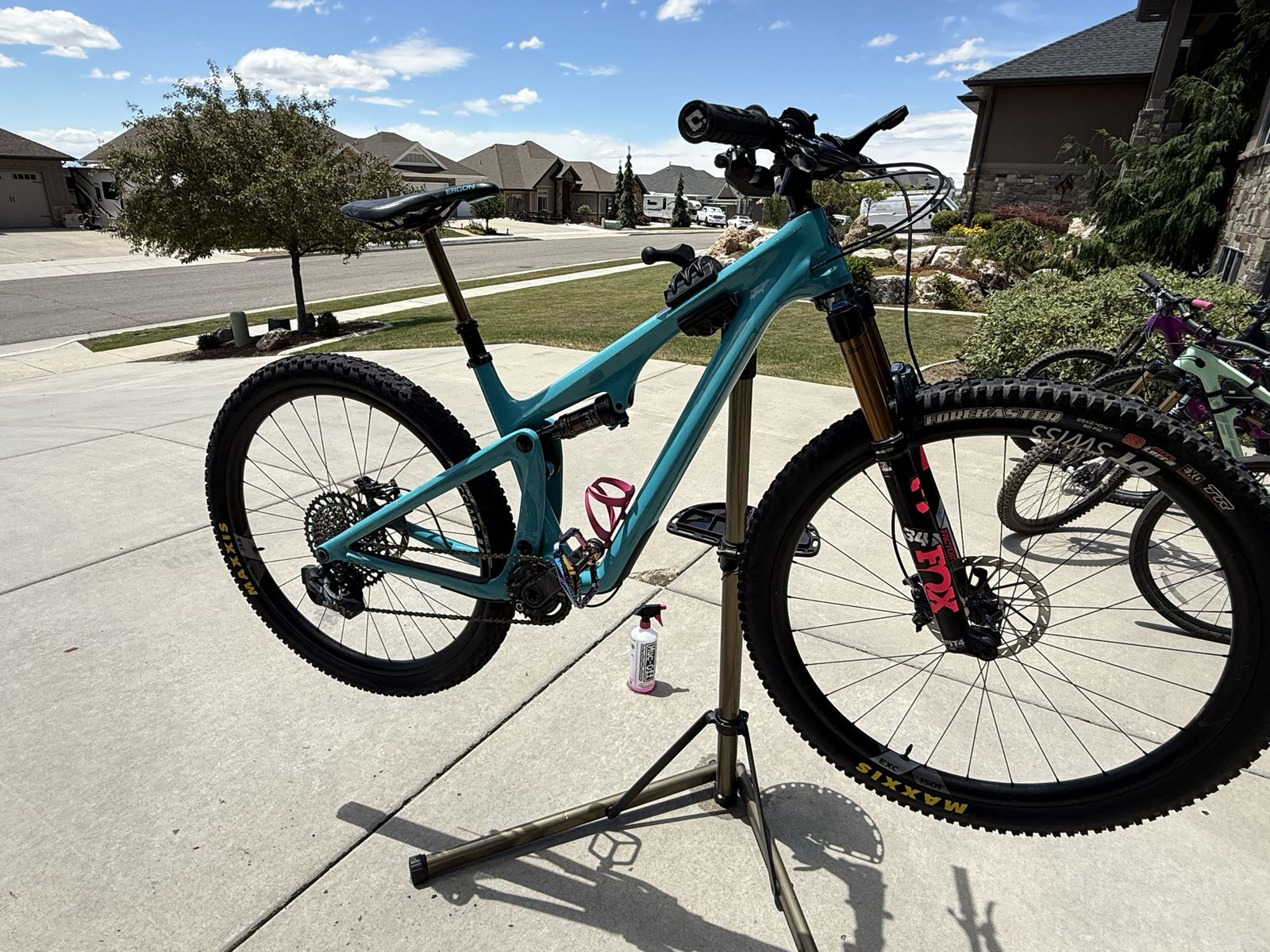 Yeti SB115