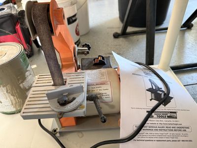 Central Machinery 1" x 30" Belt / 5" Disc Sander Item #34951