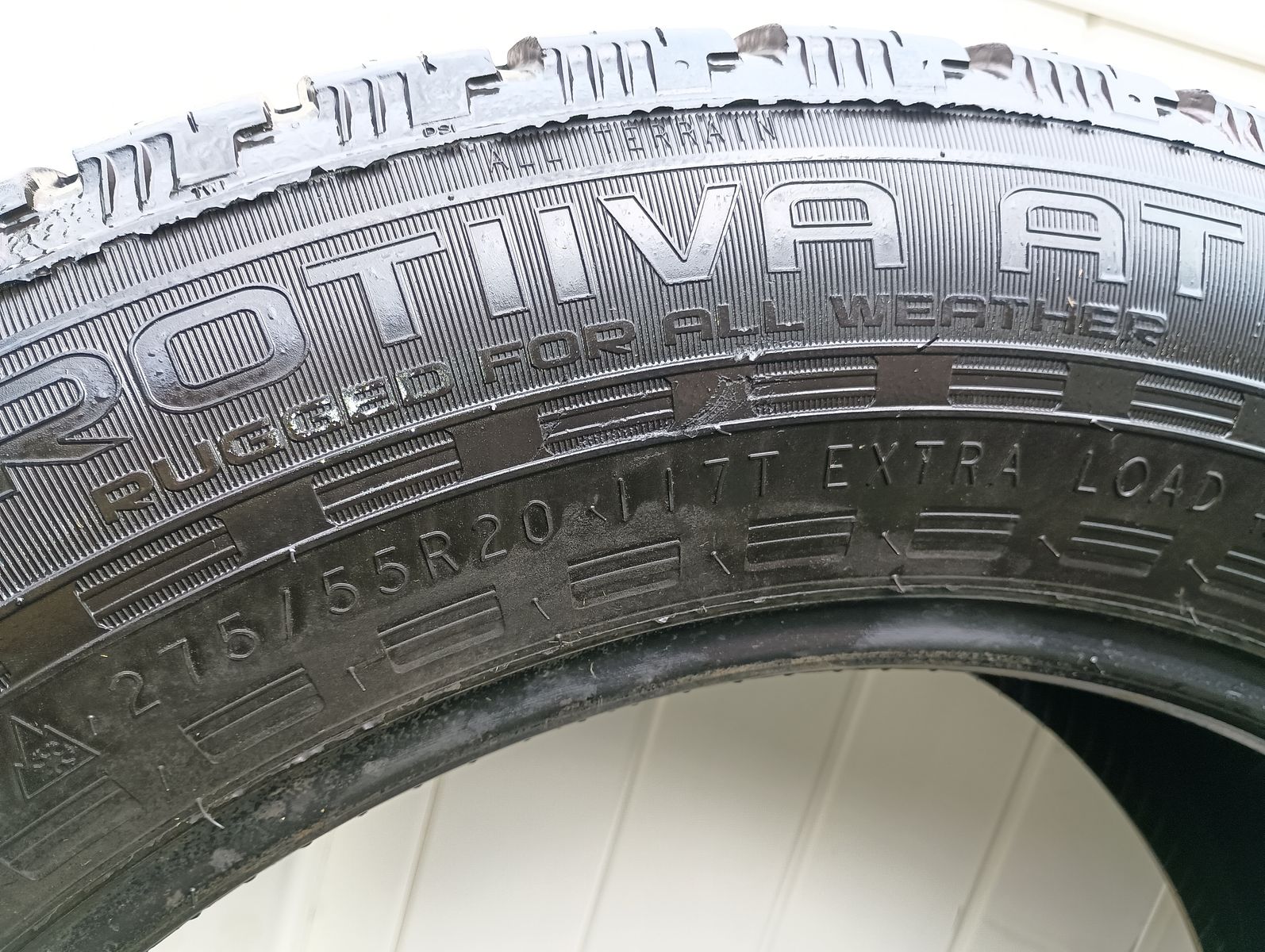 275 55 20 set of Truck Tires 