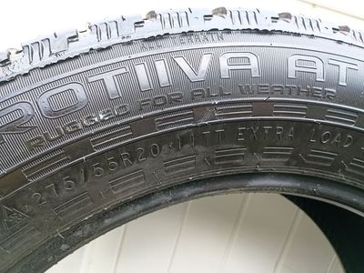 275 55 20 set of Truck Tires