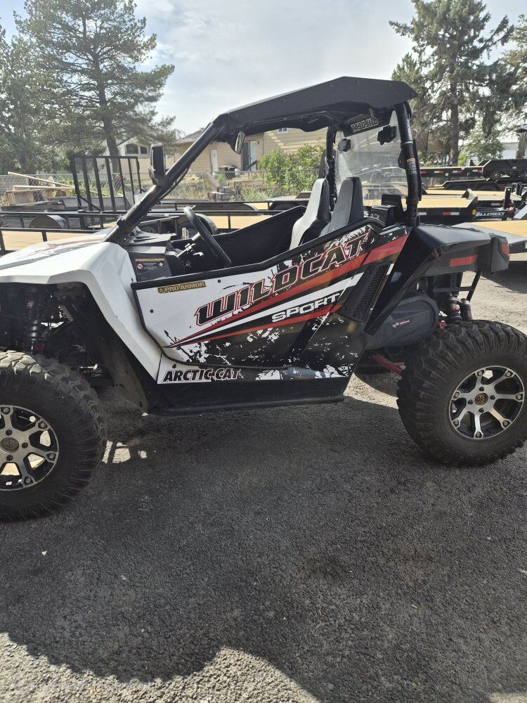 2016 Wildcat 700 low miles Ready to Ride