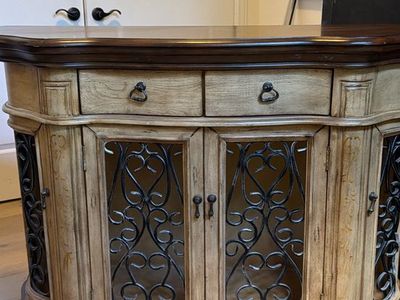 Entryway console / sideboard / buffet