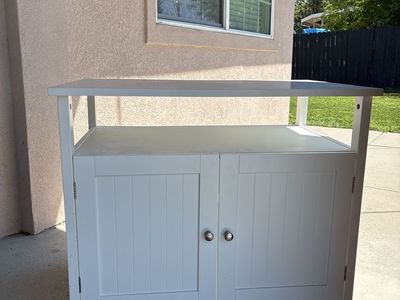 White Wooden Cat Litter Box Enclosure Cabinet with Top Storage Shelf