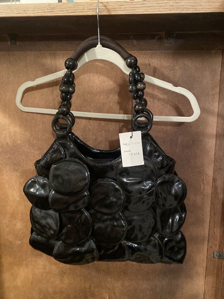 Black Scalloped Bag with 2 Wooden Beaded Handle