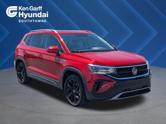 2022 Volkswagen Taos SE 4Motion